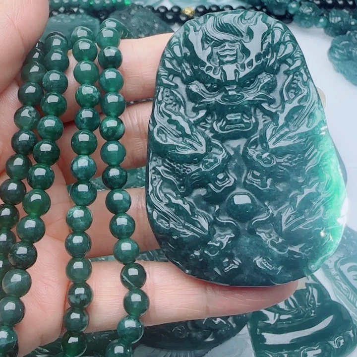 翡翠未镶嵌颈饰多样性发货天然A货翡翠