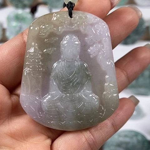 翡翠颈饰未镶嵌大日如来福利