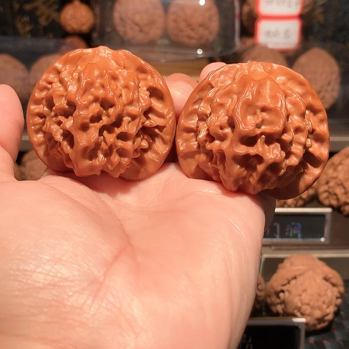 文玩核桃把件龙鳞47尺
