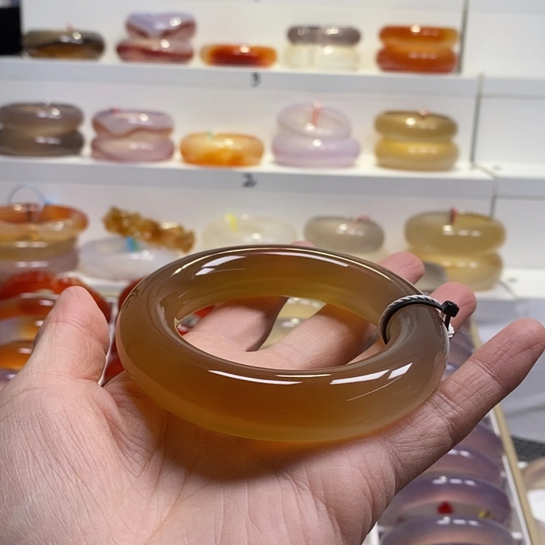 玛瑙/玉髓未镶嵌手镯