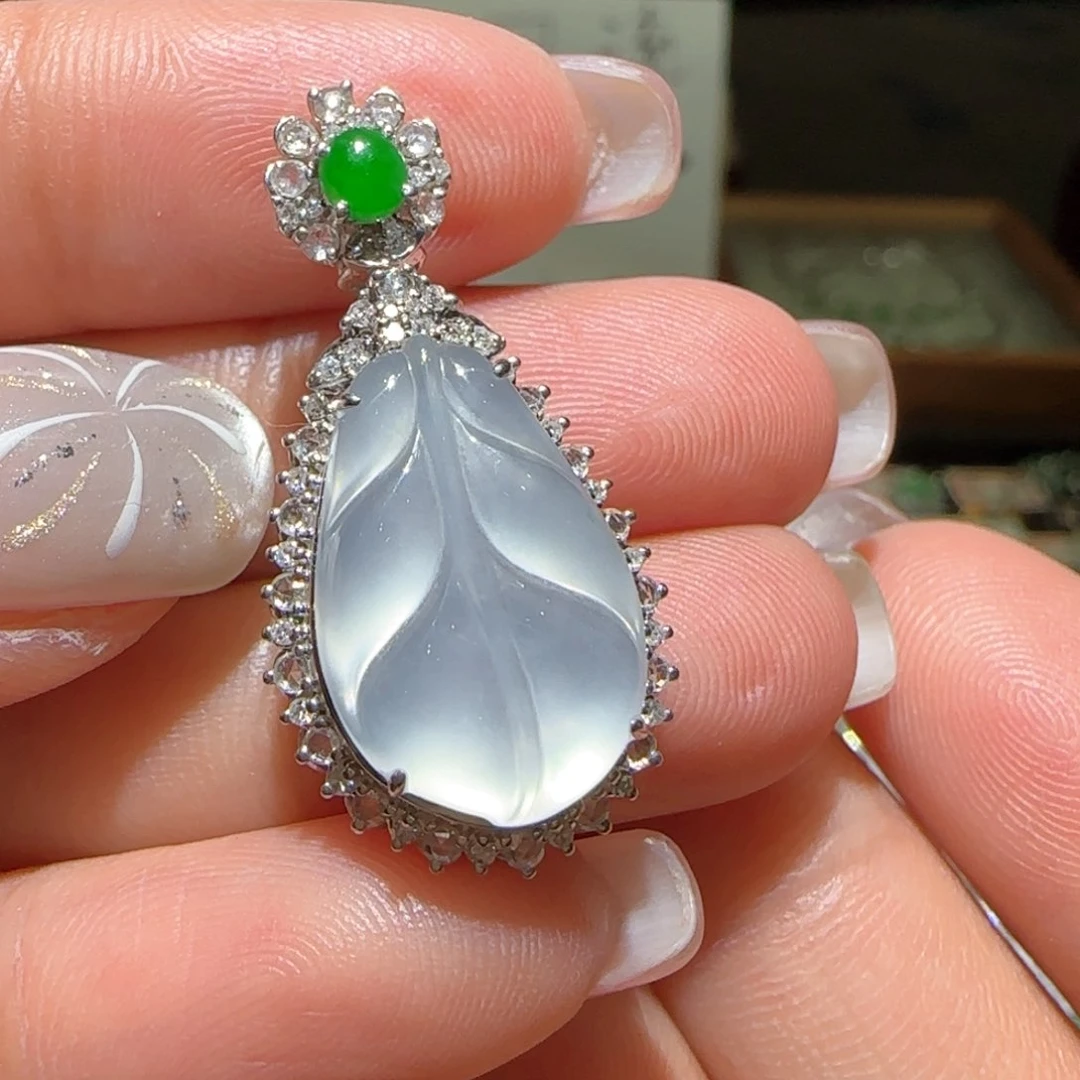 【闪购商品】翡翠颈饰18K金镶嵌缅甸