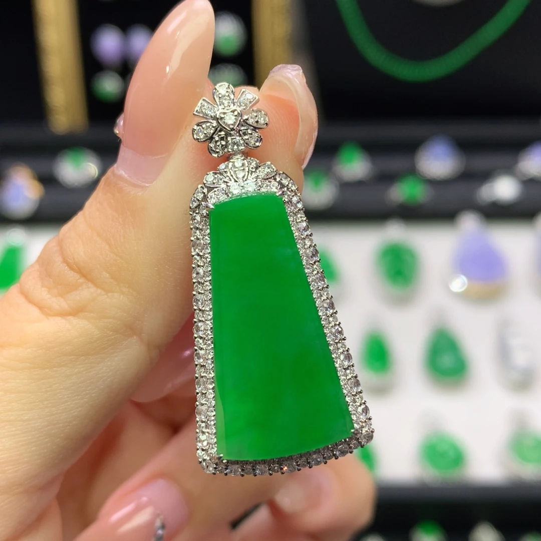 翡翠18K金镶嵌吊坠(不含链)