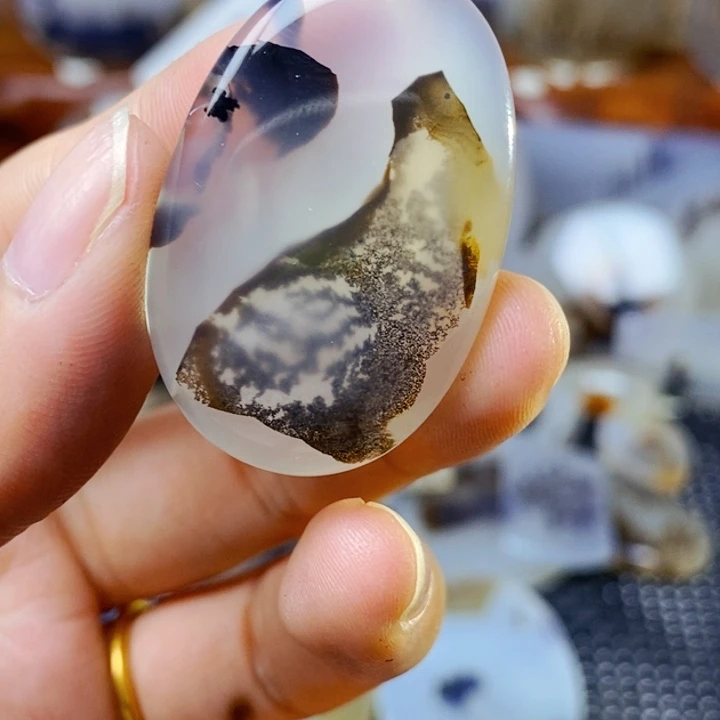 玛瑙/玉髓未镶嵌珠宝半成品