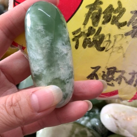 蛇纹石玉未镶嵌手把件