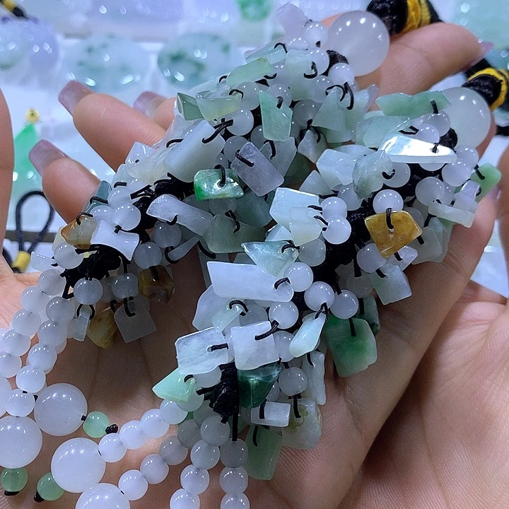 翡翠颈饰未镶嵌天然翡翠A货车挂多样性发货发其一