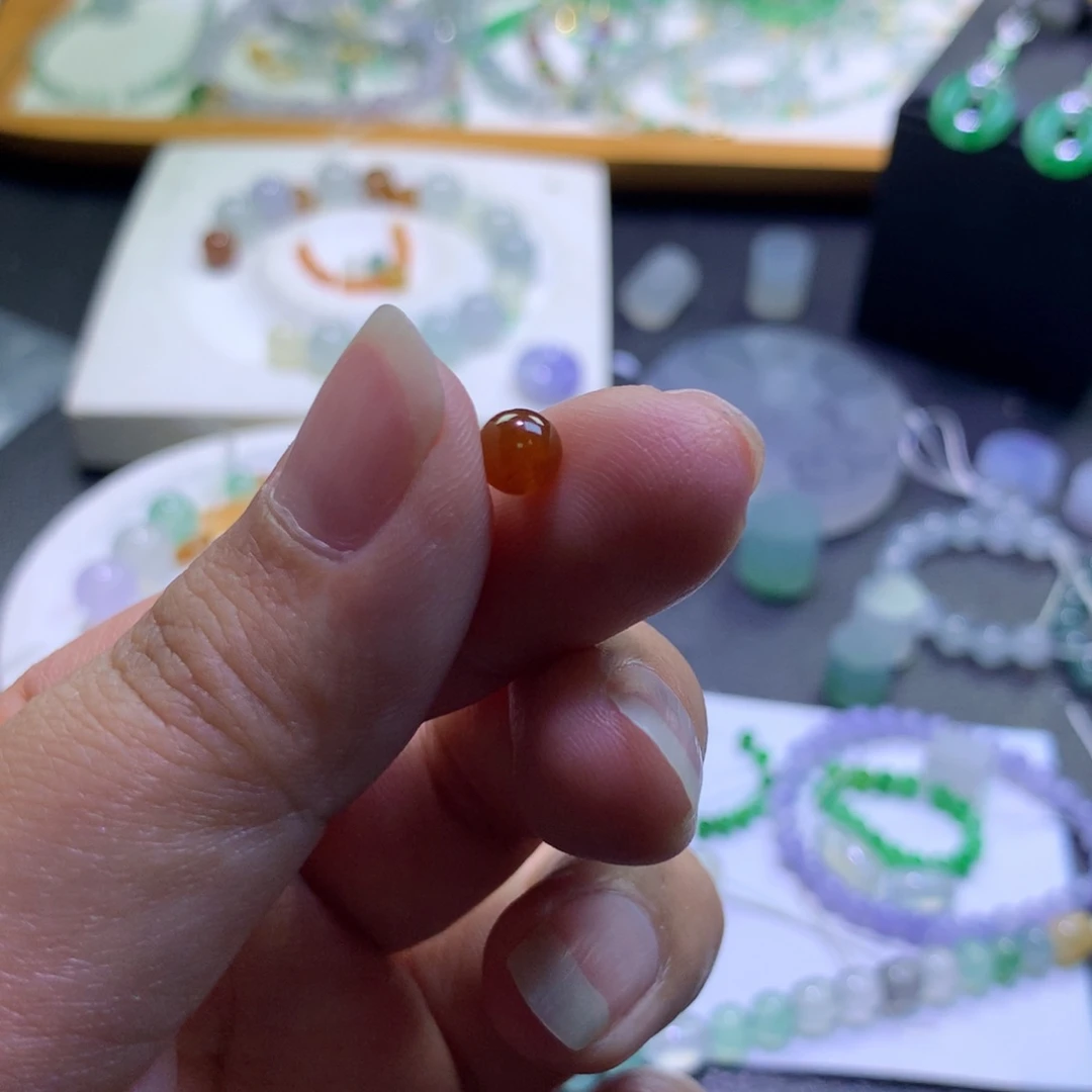 翡翠未镶嵌颈饰－****－