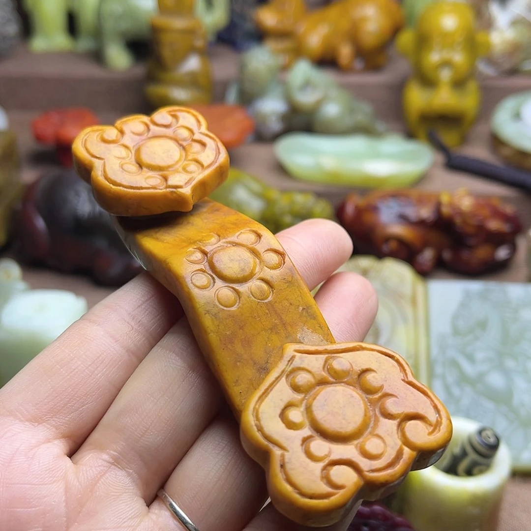 白玉菩提吊坠32。。