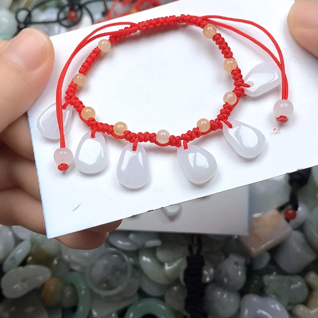 翡翠未镶嵌颈饰脚