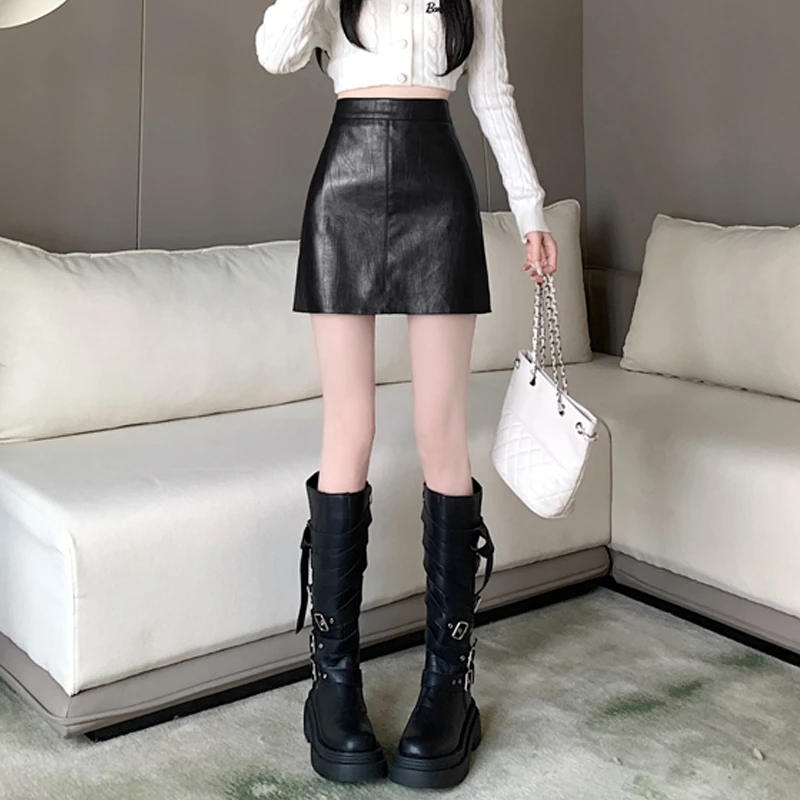 漆皮短裙女秋冬2025新款高腰百搭半裙小个子通勤显瘦包臀半身裙子
