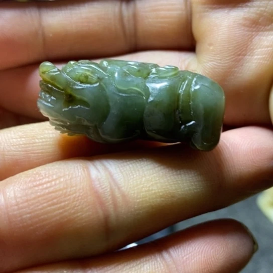 和田玉挂件未镶嵌