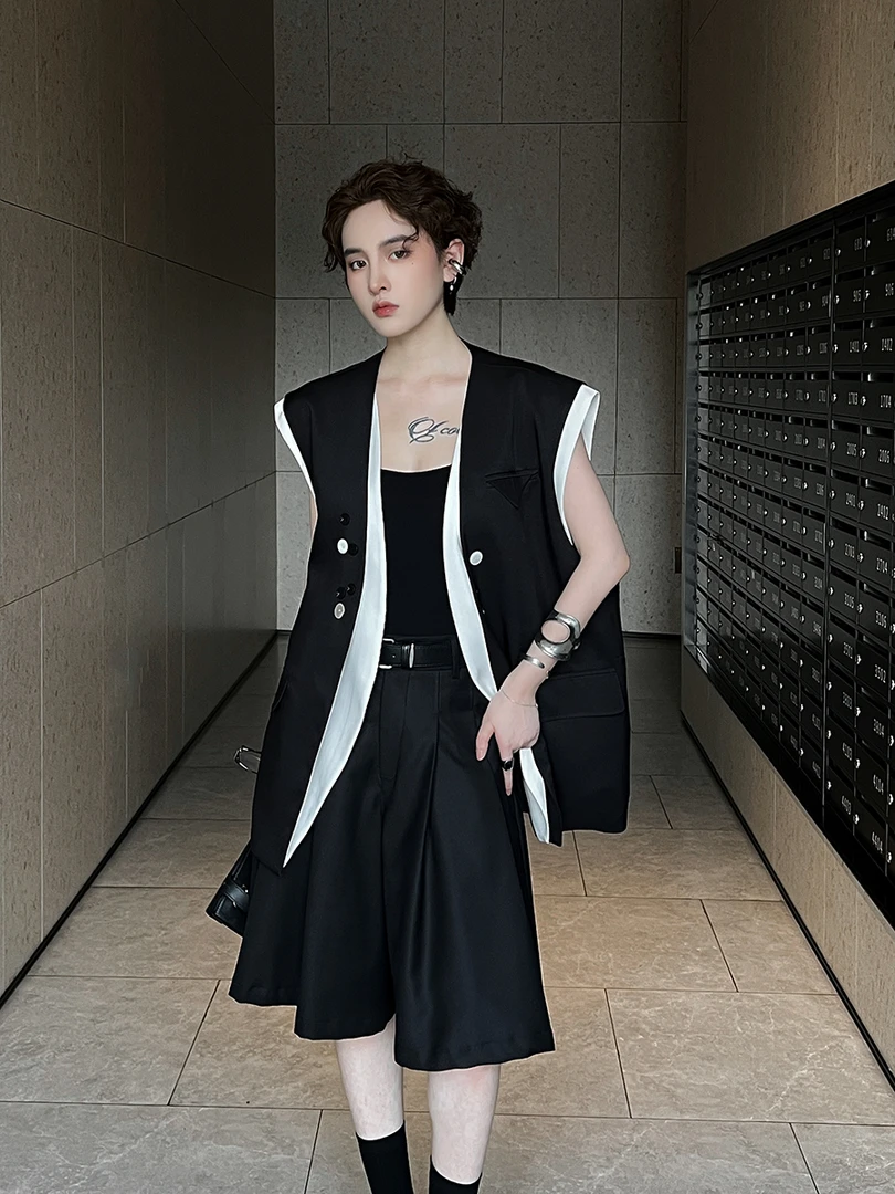 高级设计感假二件西装马甲纽扣拼接撞色廓形西服外套时髦气质坎肩