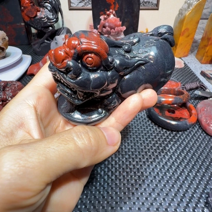 玉山****雨桂林鸡血玉