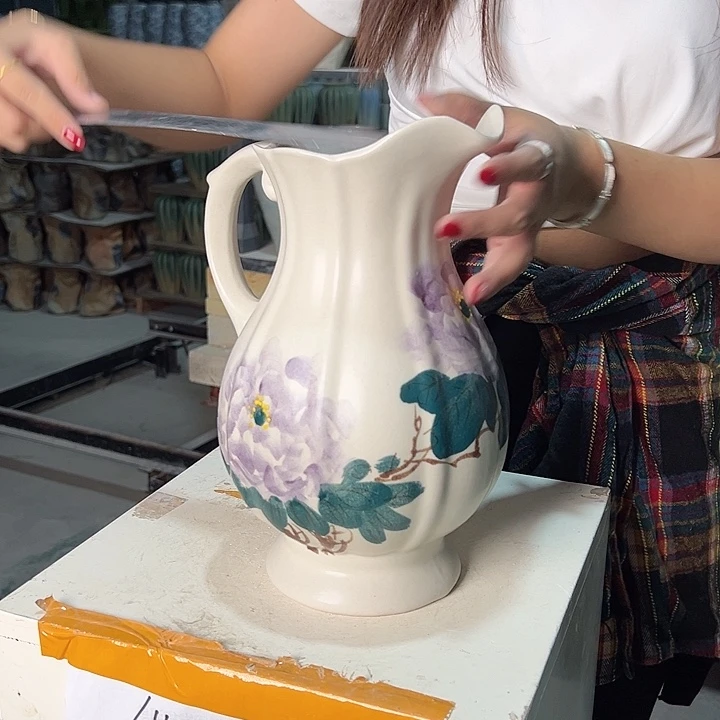 景德镇陶瓷微瑕介意勿拍