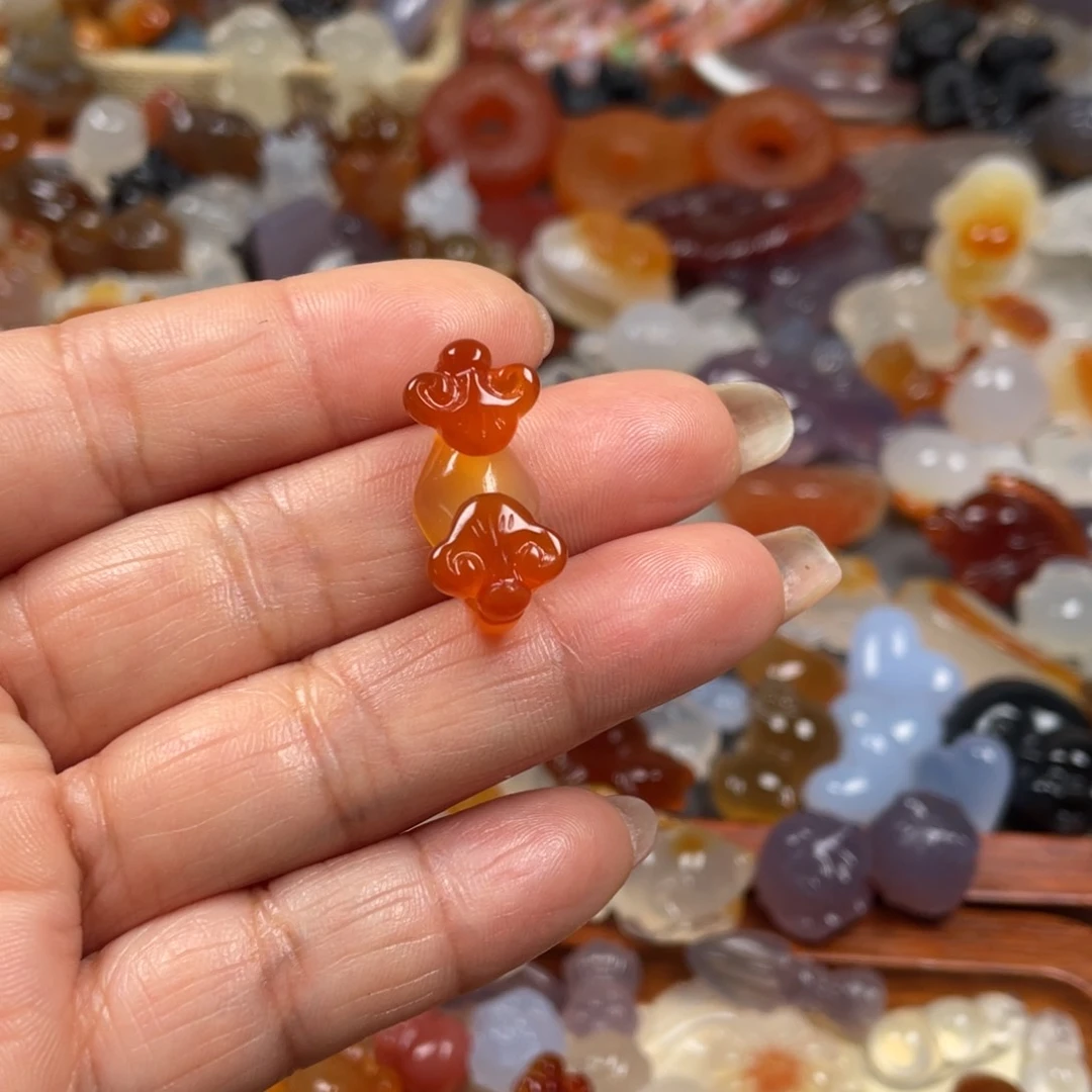 玛瑙/玉髓颈饰未镶嵌心***聊