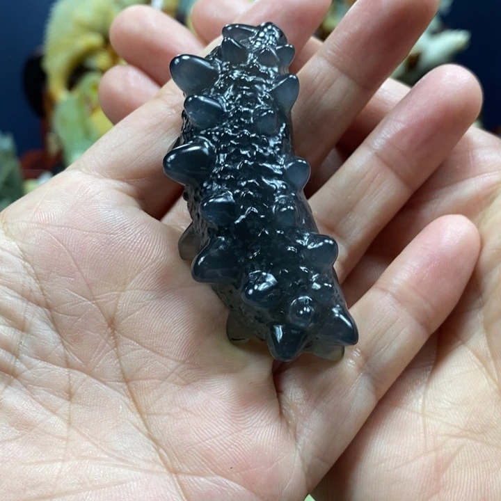 未镶嵌蛇纹石玉珠宝奇石