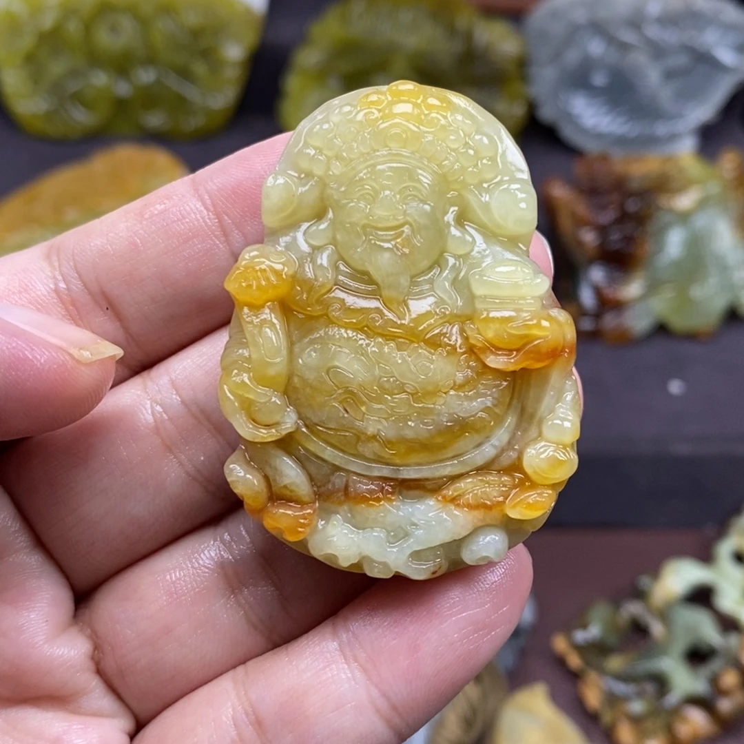 未镶嵌岫玉吊坠(赠链)