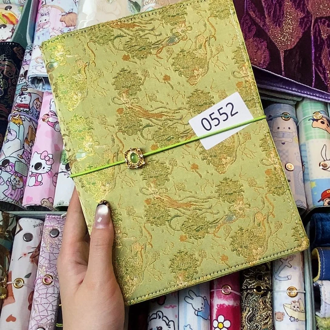 织绣A5活页不带纸0552