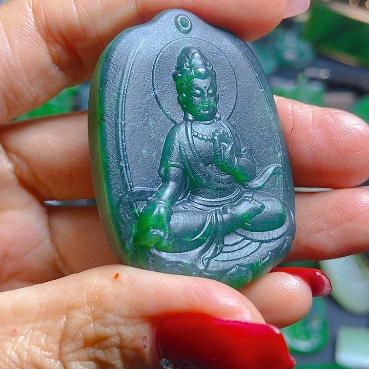 颈饰未镶嵌和田玉