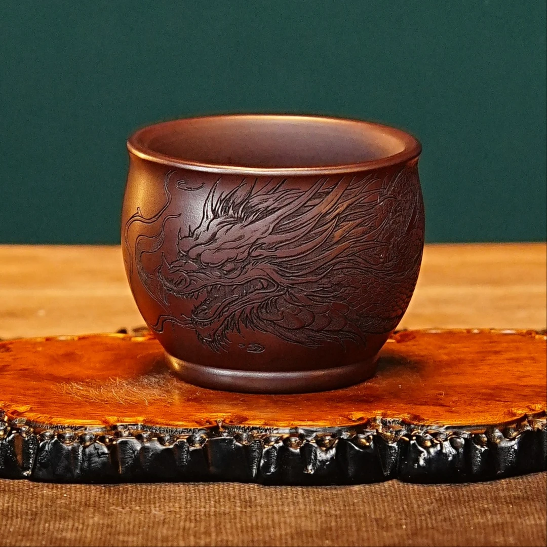 宜兴紫砂茶具 原矿石红泥料刻绘龙腾万里主人杯品茗杯 A745