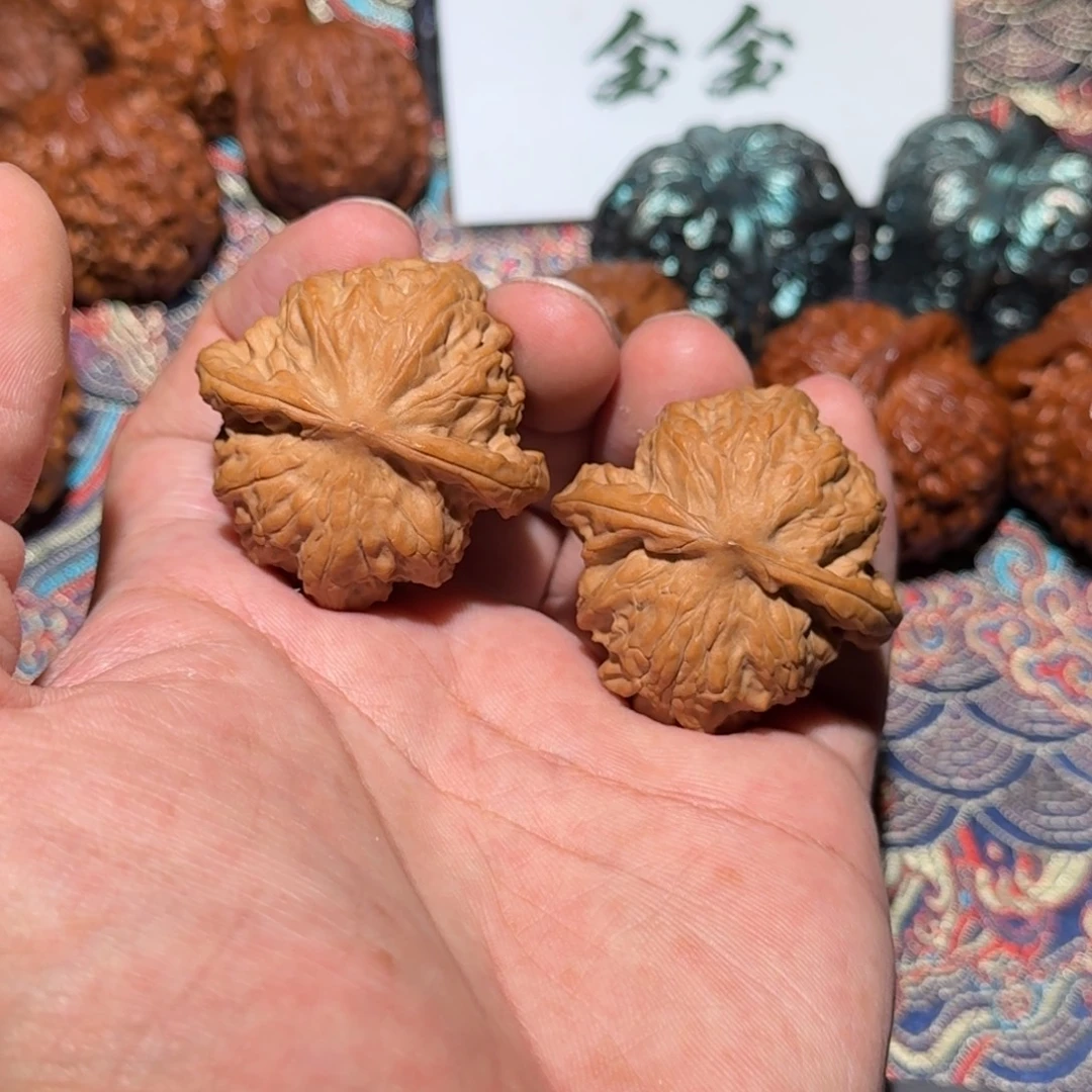 把件文玩核桃2094昌闷，尺寸39 39 35