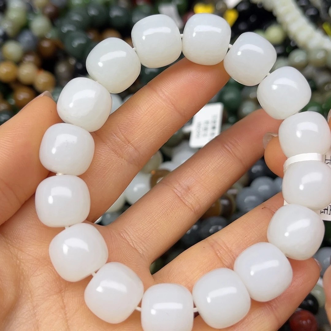 和田玉未镶嵌手链