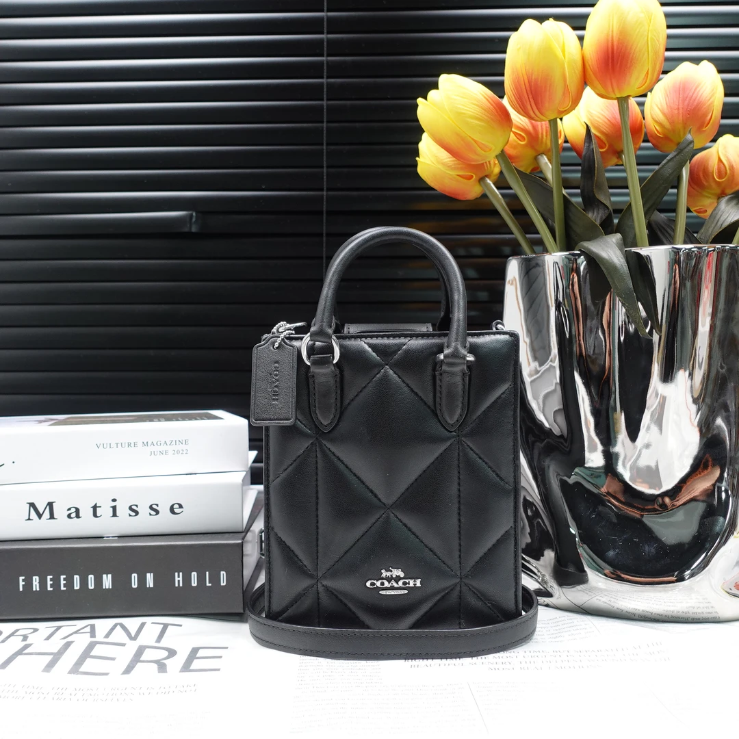 95新 COACH/蔻驰 单肩包/T10158468