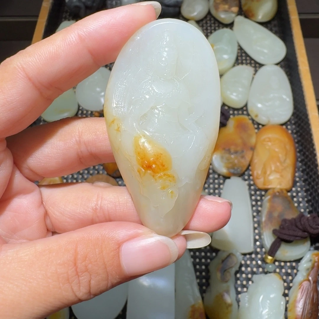 和田玉未镶嵌吊坠(不含链)