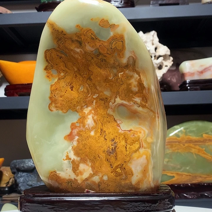 石材高32厘米宽18厘米