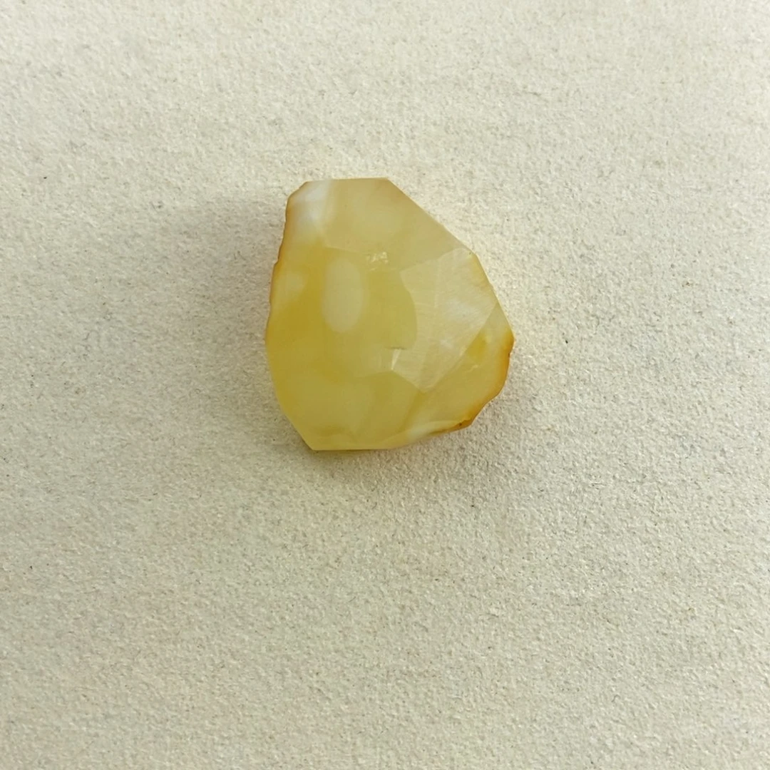 琥珀颈饰未镶嵌甜***姐梨