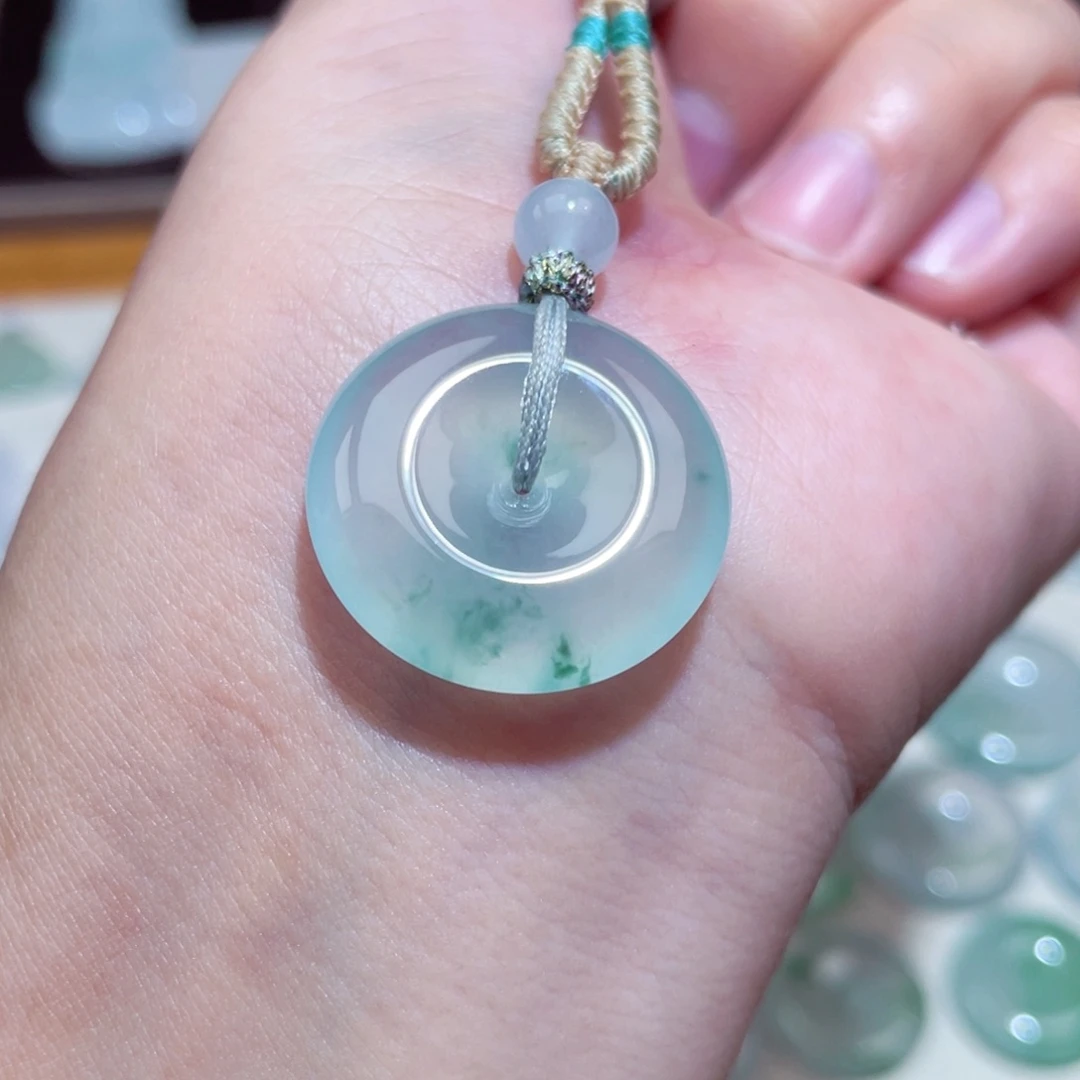 颈饰未镶嵌翡翠扣子