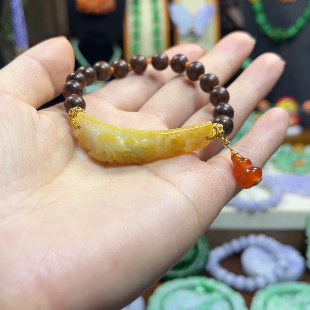 翡翠未镶嵌颈饰天然翡翠