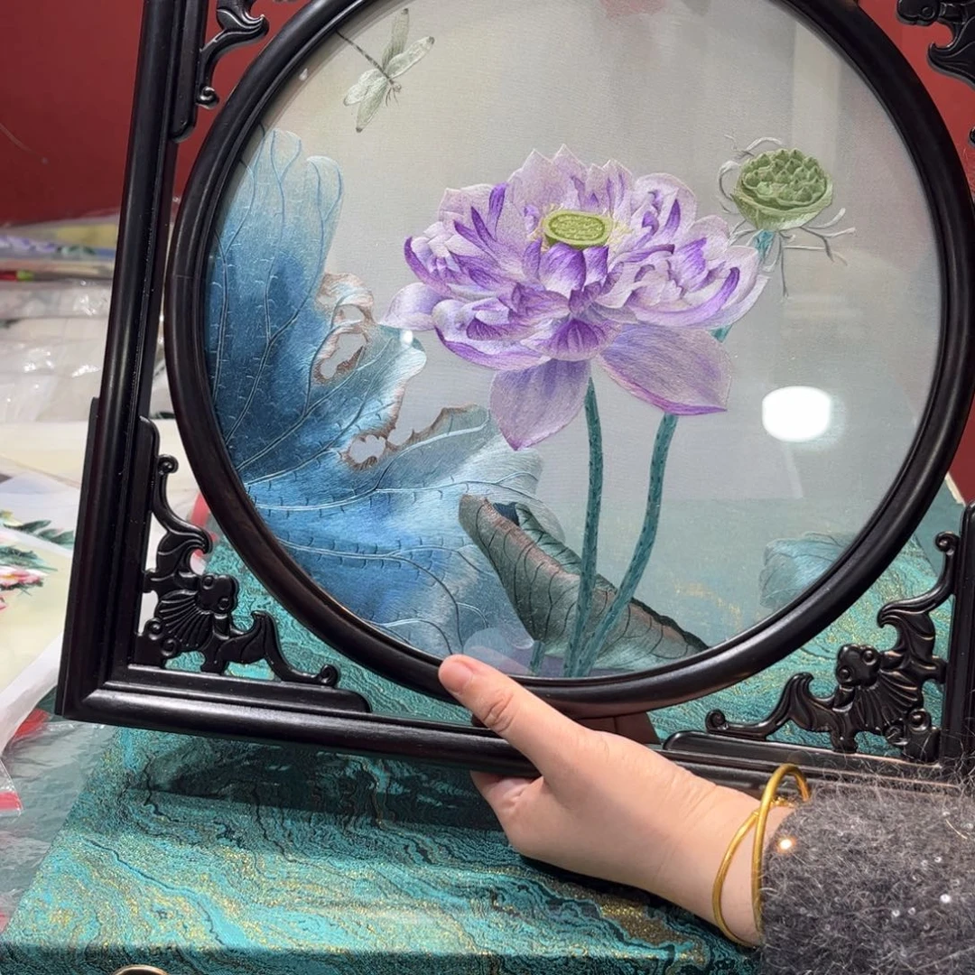 鱼***儿织绣纯手工打造一名