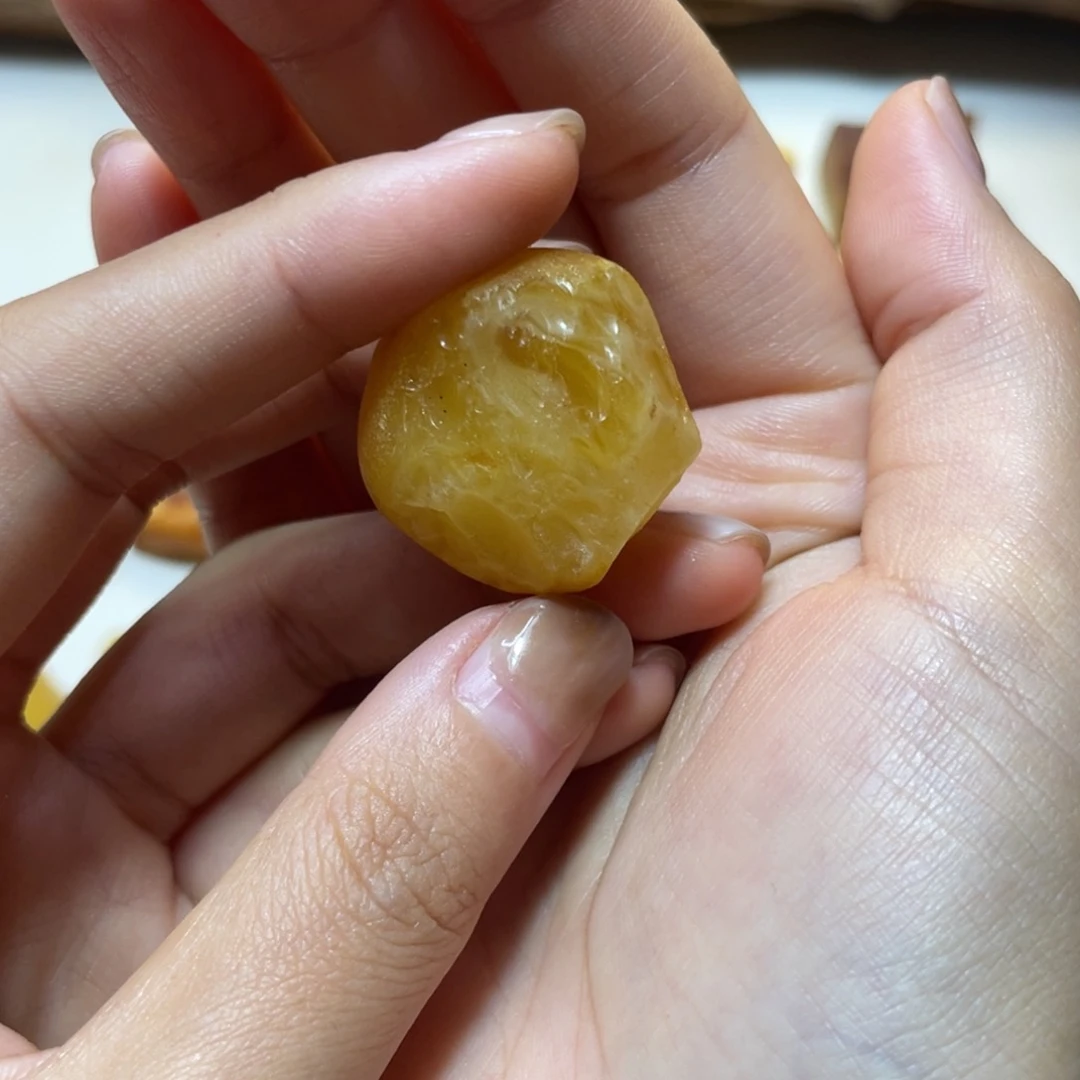 定制琥珀天然琥珀