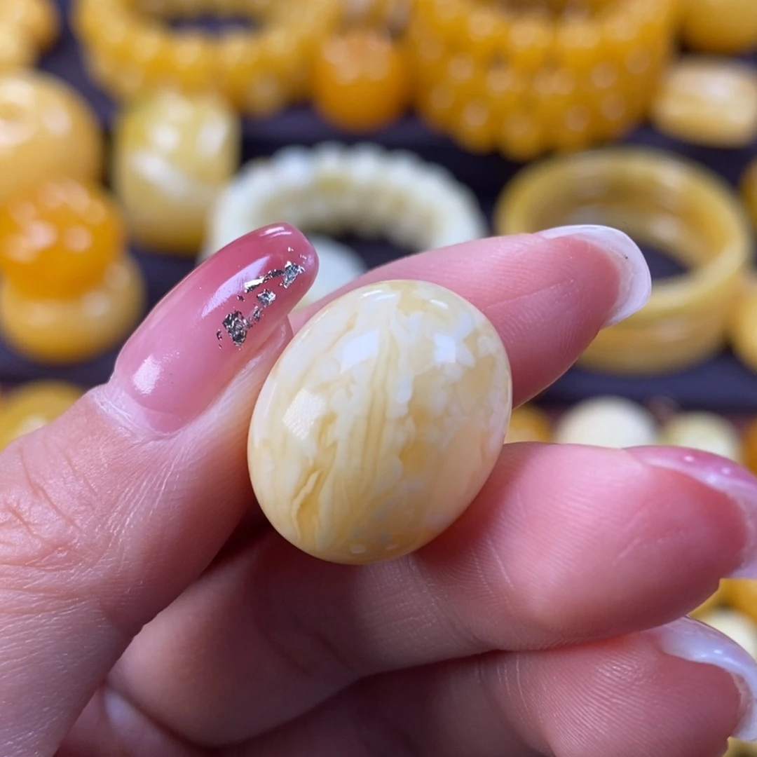 琥珀未镶嵌裸石珠子