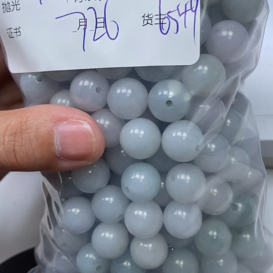 翡翠未镶嵌颈饰菲**饰珠子
