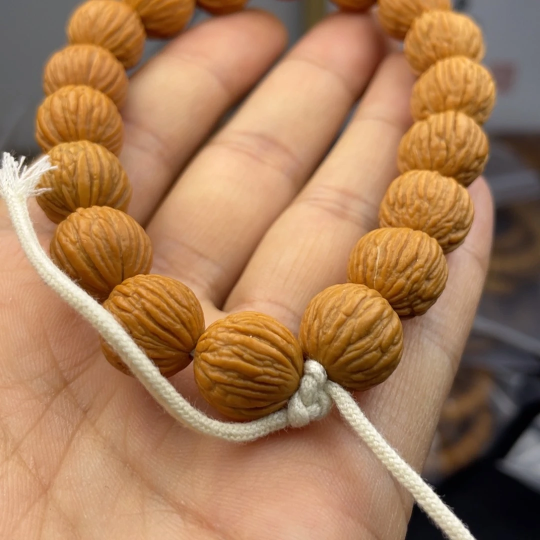 猴头核桃吊坠嗯、不