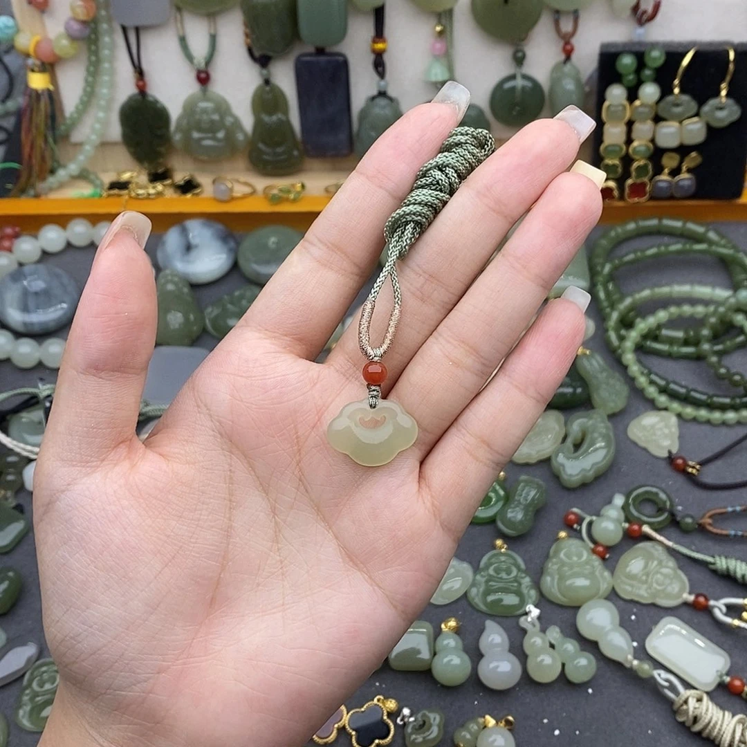 和田玉未镶嵌吊坠(不含链)