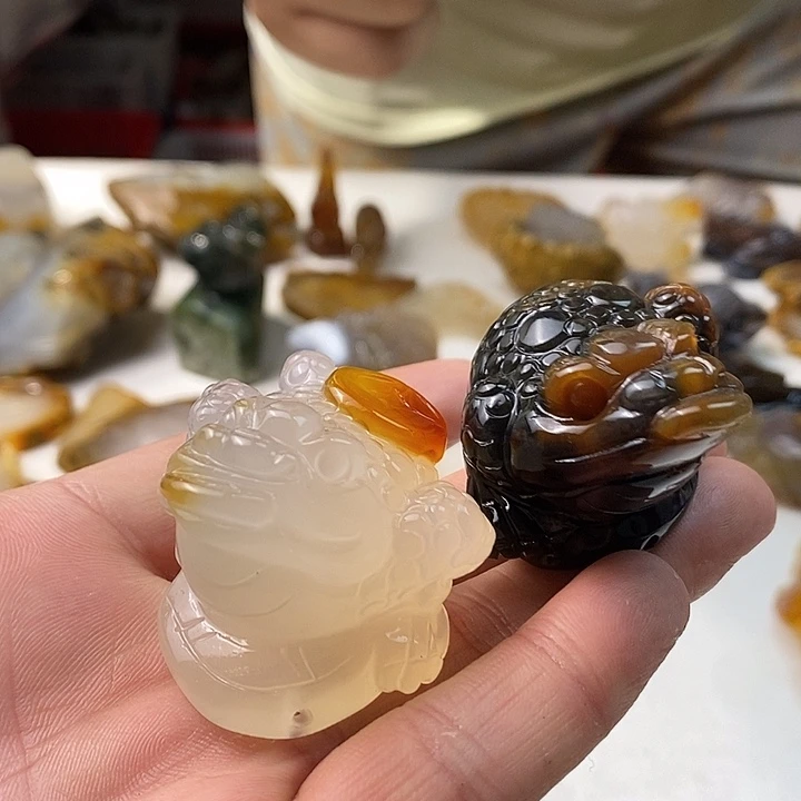 未镶嵌颈饰玛瑙/玉髓