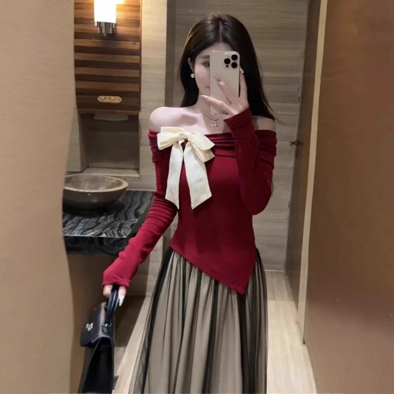 法式红色一字肩针织衫女秋冬季2024新款高级感气质修身设计感上衣