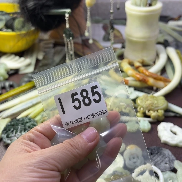 蛇纹石玉发饰合金风**起