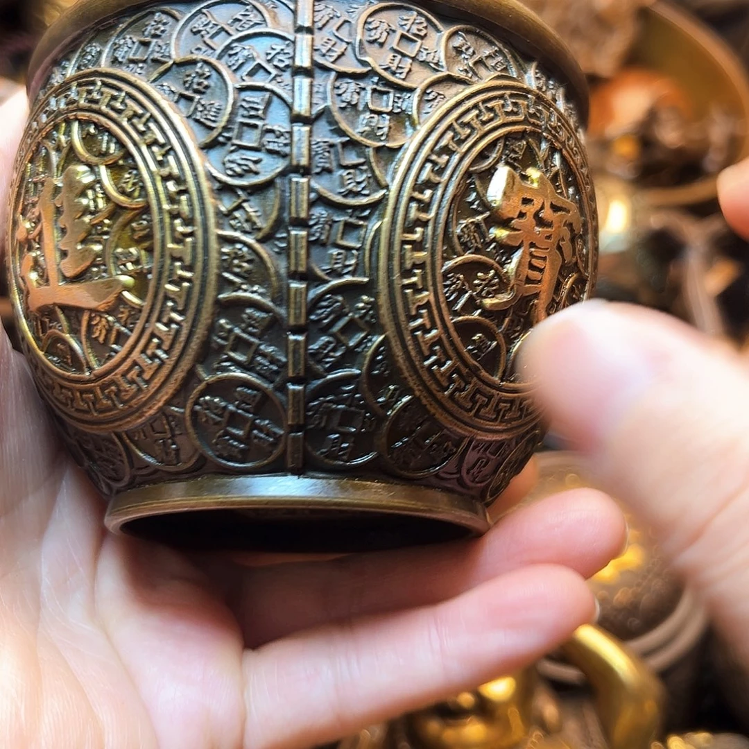精美铜器工艺品等