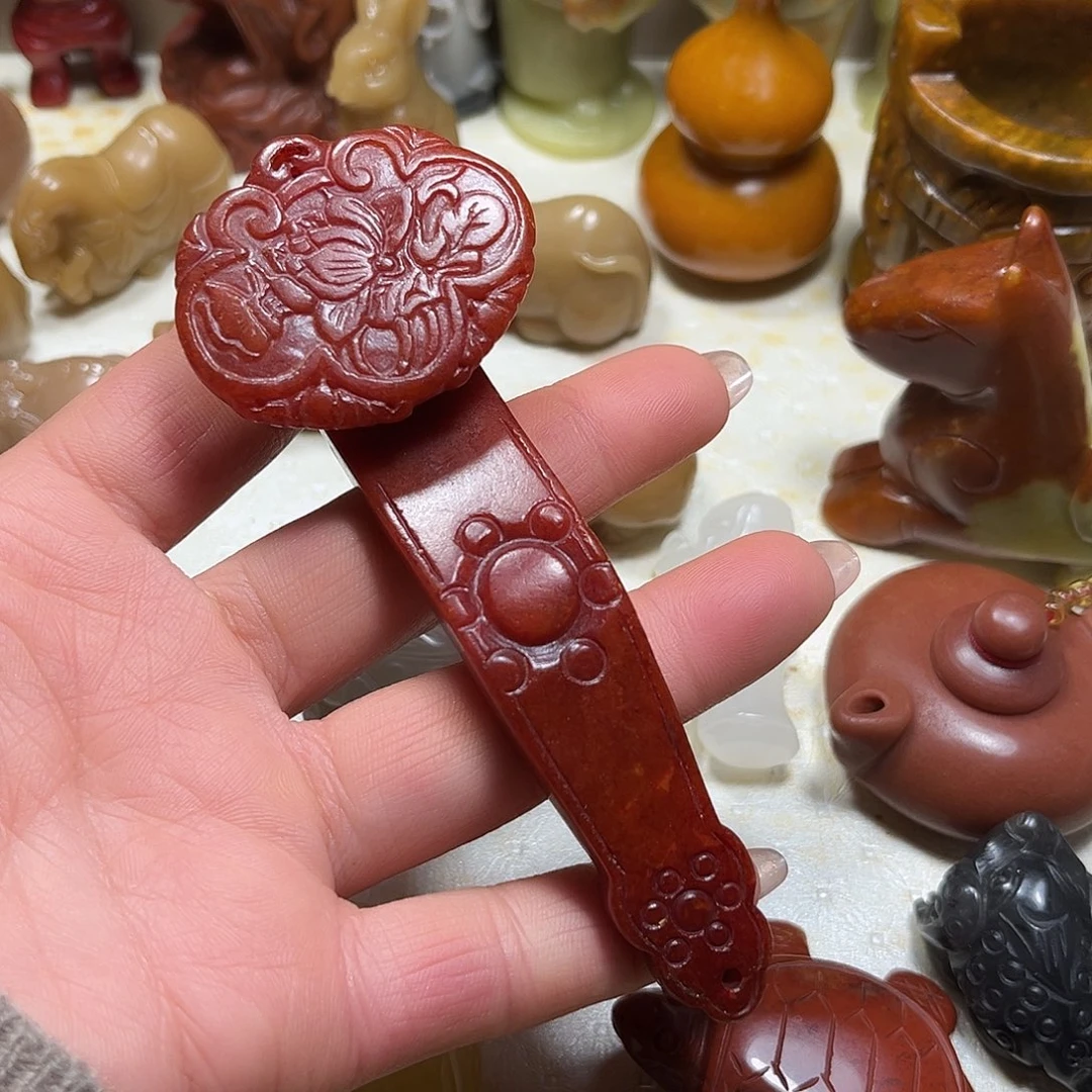 白玉菩提吊坠白玉菩提吊坠