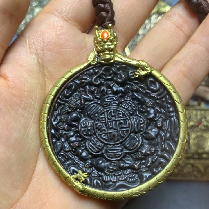 琉璃颈饰不**华喜欢的朋友