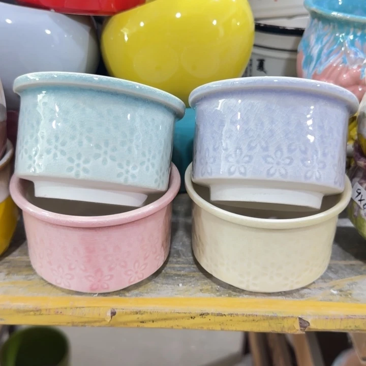 凑9块包邮，有孔，不清楚问客服