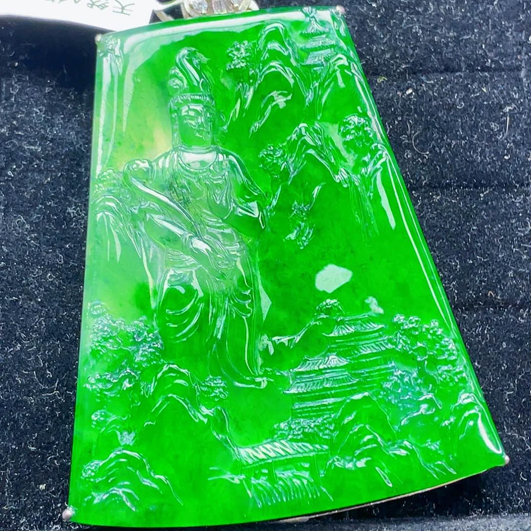 翡翠未镶嵌颈饰11