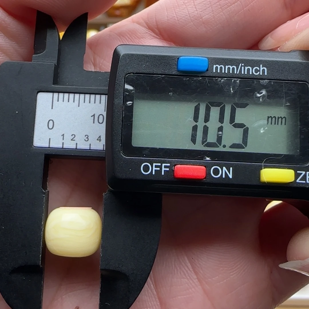 .***.蜜蜡未镶嵌裸石浓蜡老型