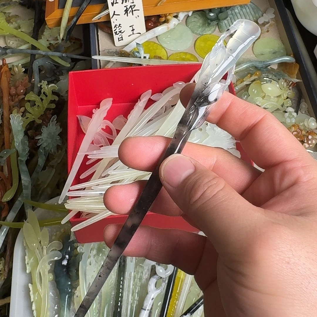 蛇纹石玉未镶嵌发饰