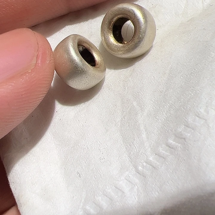 玻璃颈饰你在家等