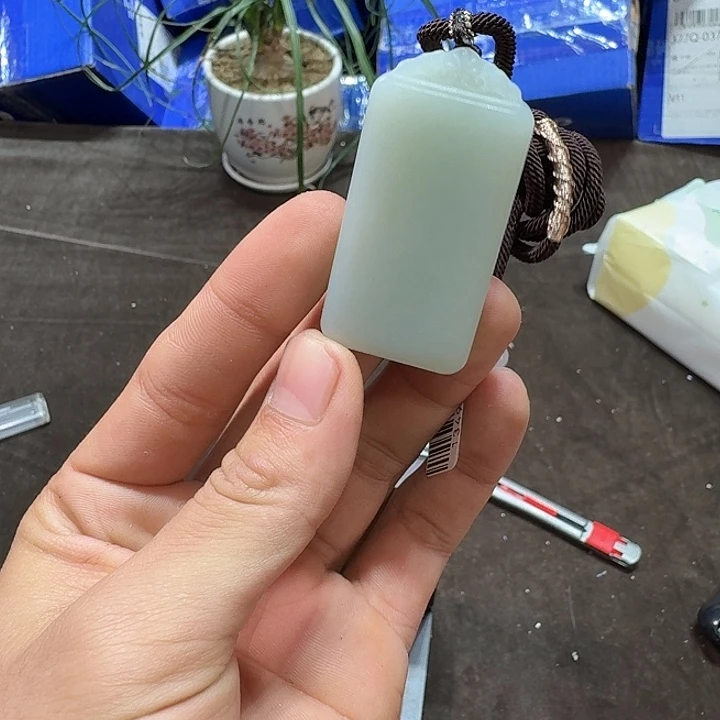 未镶嵌和田玉（糖玉）挂件