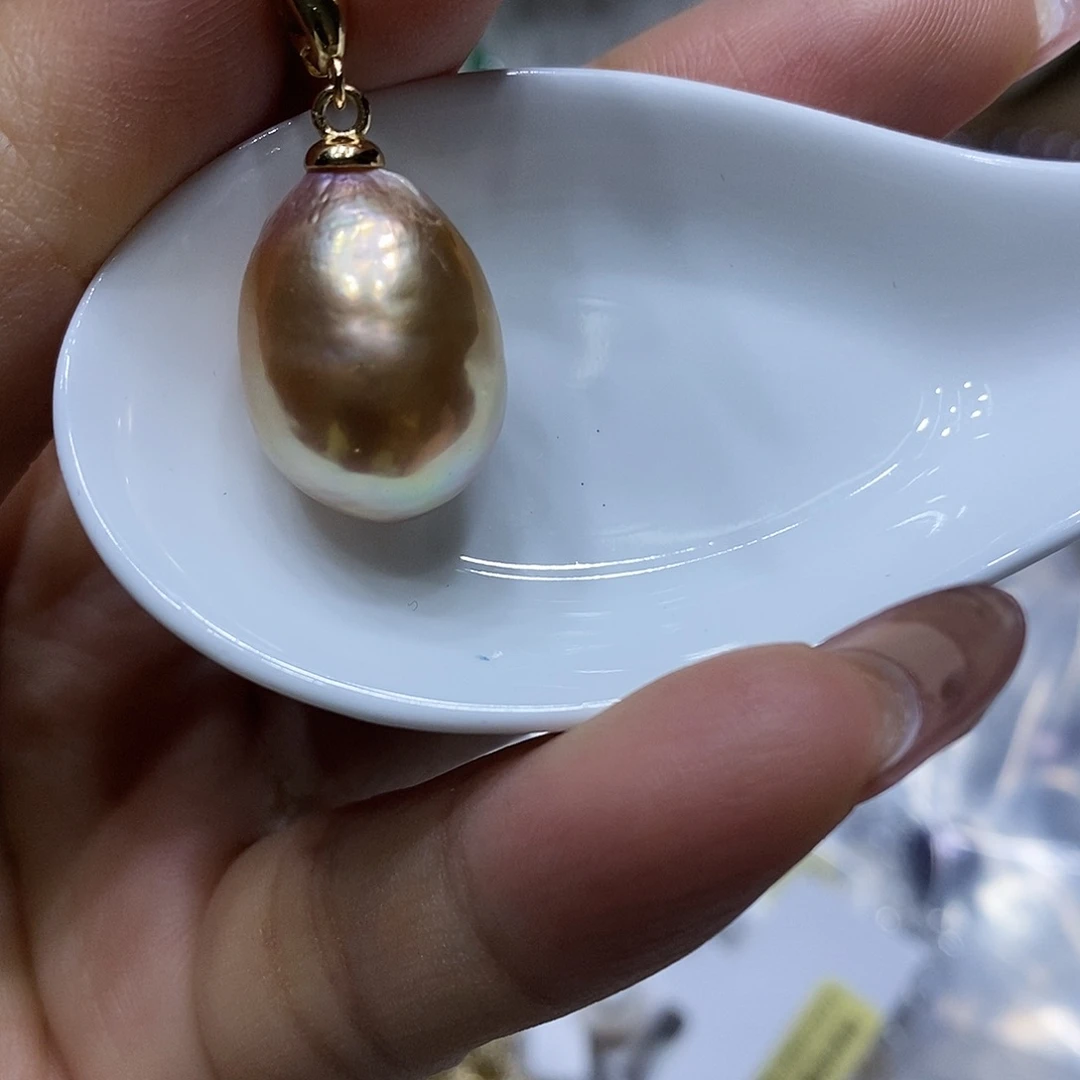 淡水珍珠吊坠未镶嵌